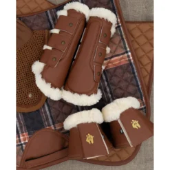 Weatherbeeta Store -Weatherbeeta Store 16C BB CA 16Cypress Leatherette.Brushing.Boots Display f0561bc3 b08f 4a2f a7eb 41885bd575cd