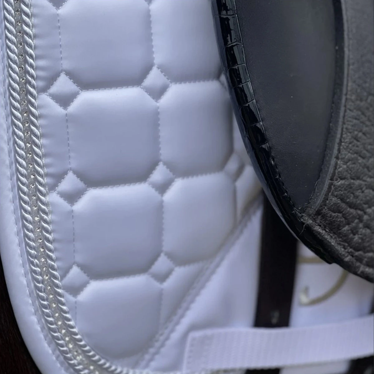 Halter Ego Satin Classic Saddle Pad 6 Halter Ego Satin Classic Saddle Pad - Image 6